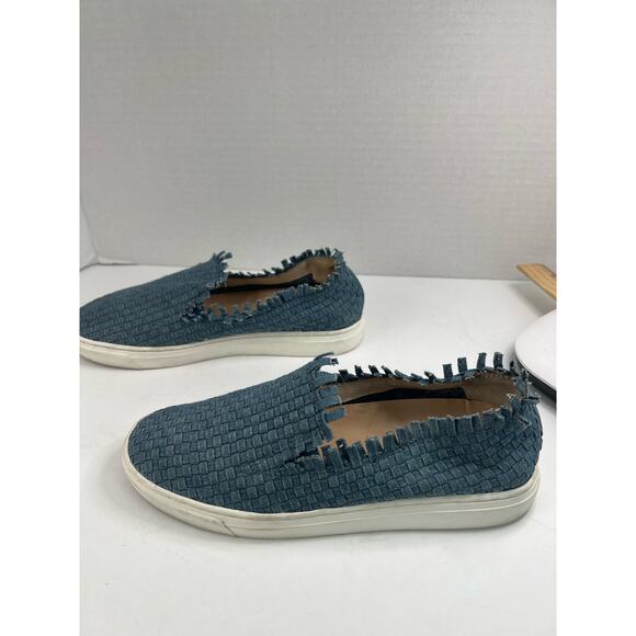 Vince Camuto VC Bimmy Casual Blue Stretch Flat Slip-On Skate Sneaker Size 7 - Picture 2 of 8